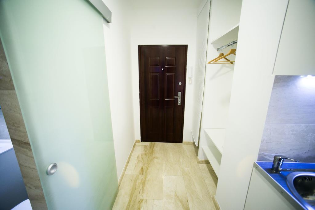 Budapest Downtown Apartments With Balcony & Optional Garage & Restaurant In The Building 部屋 写真